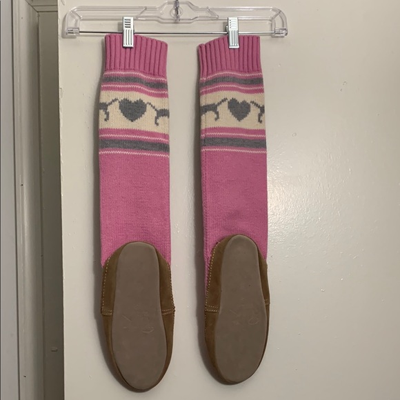 VICTORIA’S SECRET Wool Pink tall knit Mukluk Slipper Boot socks S - Picture 2 of 6